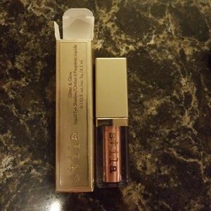 Stila Glitter and Glow Liquid eyeshadow